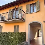 Redhouse - Trendy Modern Open Space Con Box Vicino Leolandia E Autostrada Milano Διαμέρισμα