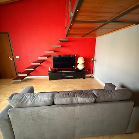 アパート Redhouse - Trendy Modern Open Space Con Box Vicino Leolandia E Autostrada Milano