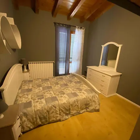 Redhouse - Trendy Modern Open Space Con Box Vicino Leolandia E Autostrada Milano アパート